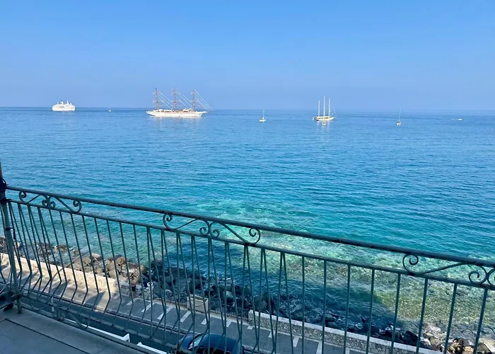 アパート Taorminaxos Skysea *