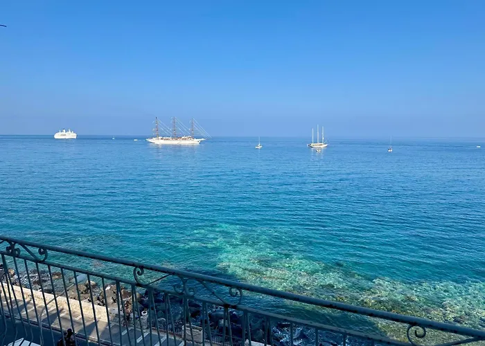 Apartament Taorminaxos Skysea