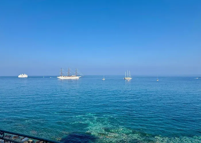 Taorminaxos Skysea Apartament *